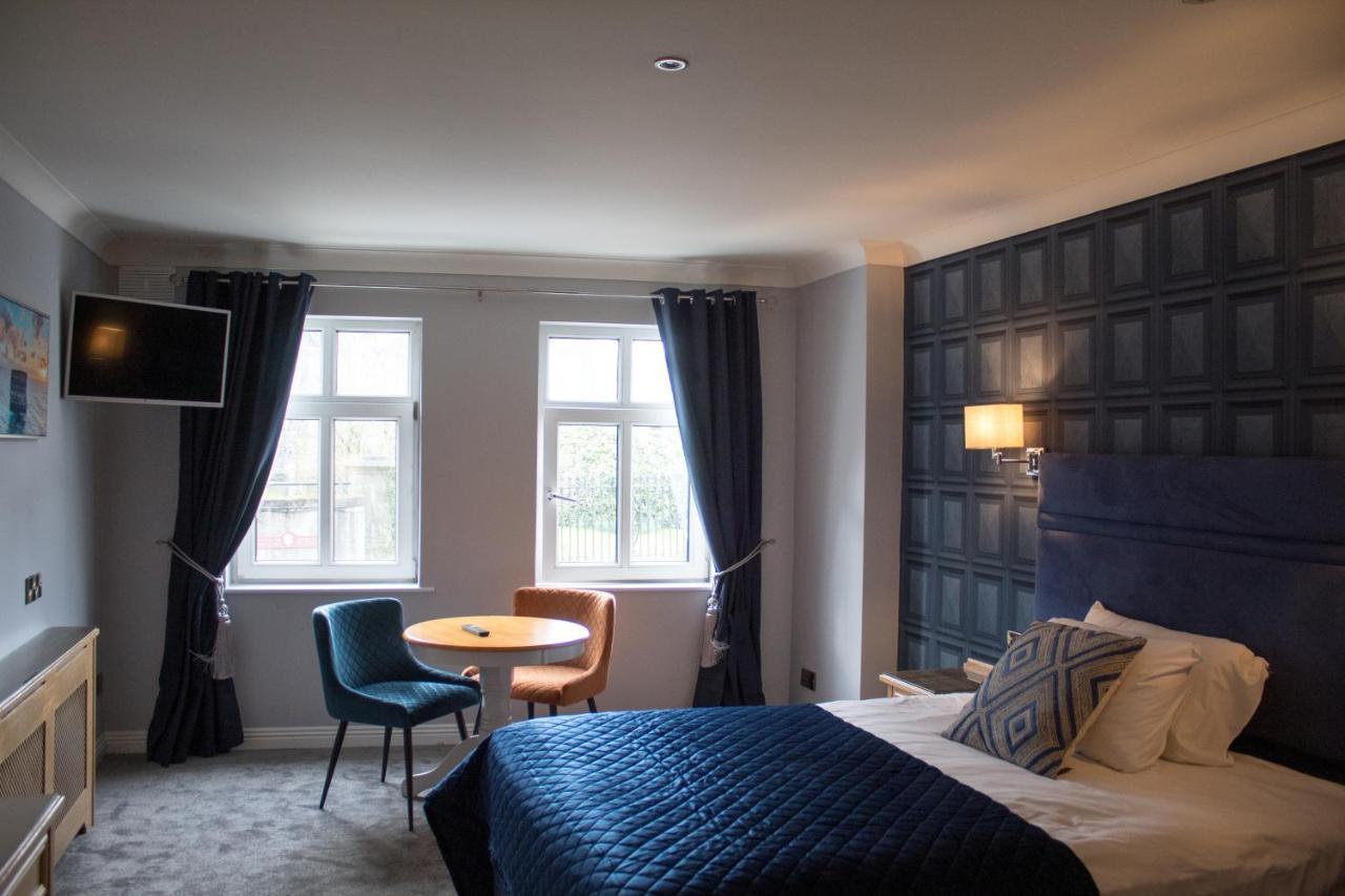 The Newgrange Hotel Navan Exterior photo
