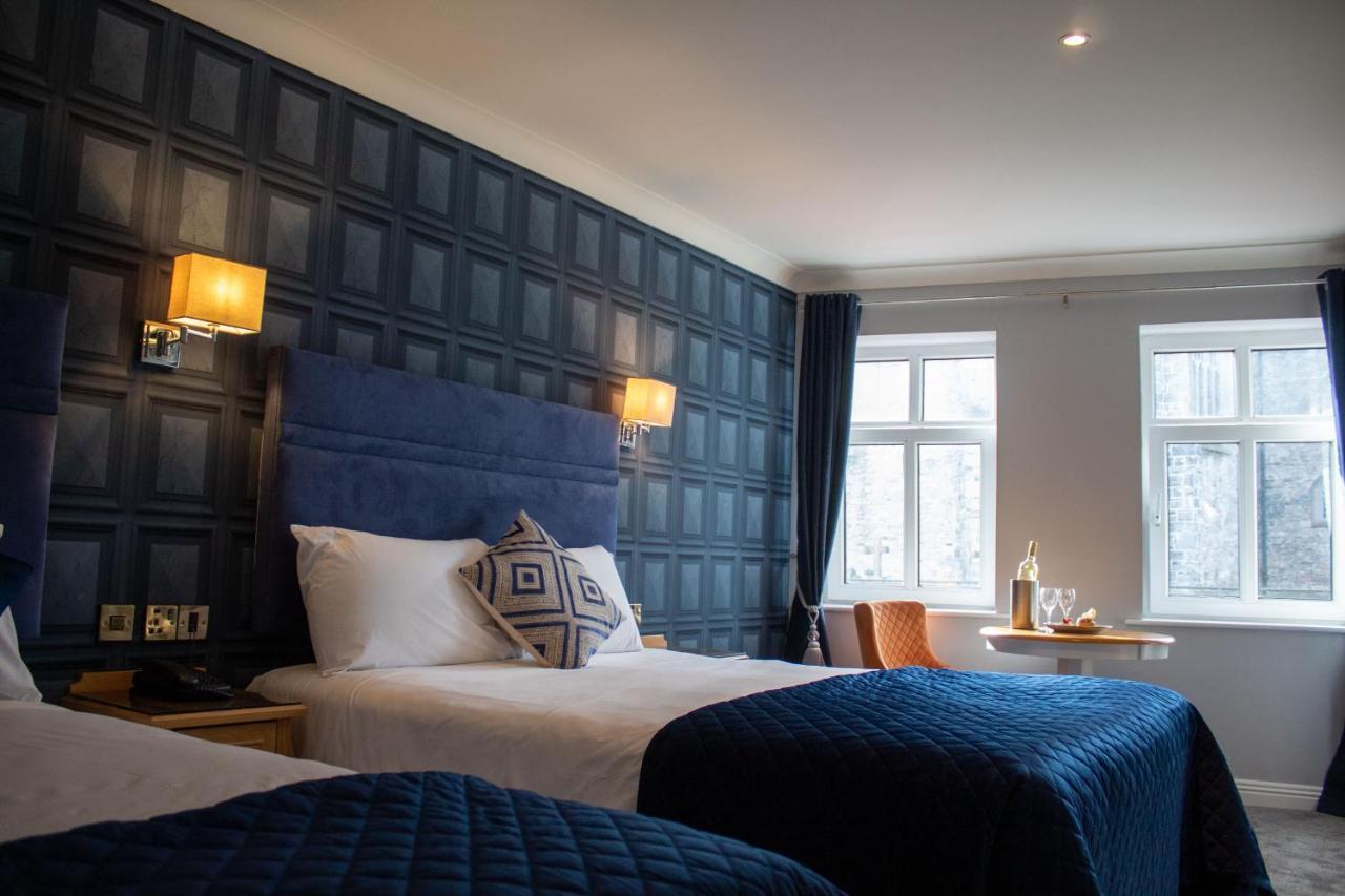 The Newgrange Hotel Navan Exterior photo