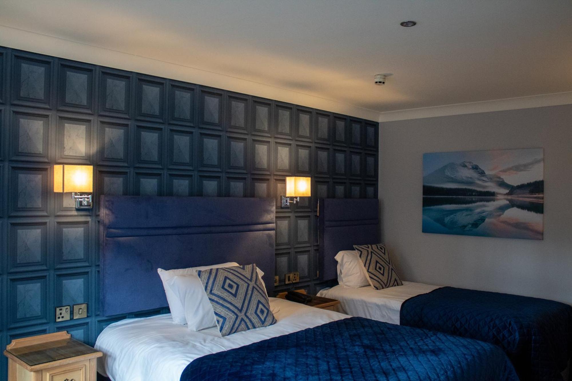 The Newgrange Hotel Navan Exterior photo