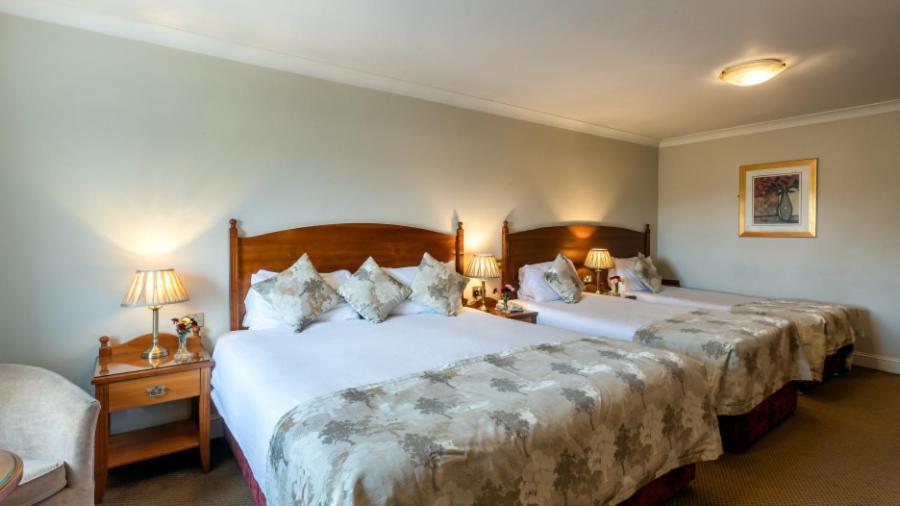 The Newgrange Hotel Navan Exterior photo