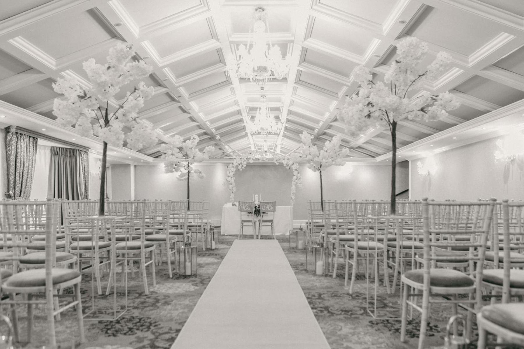 The Newgrange Hotel Navan Exterior photo